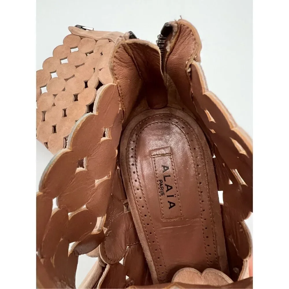 Alaia Paris Laser Cut Suede Booties Sandals Heels Nude Made in Italy 37.5